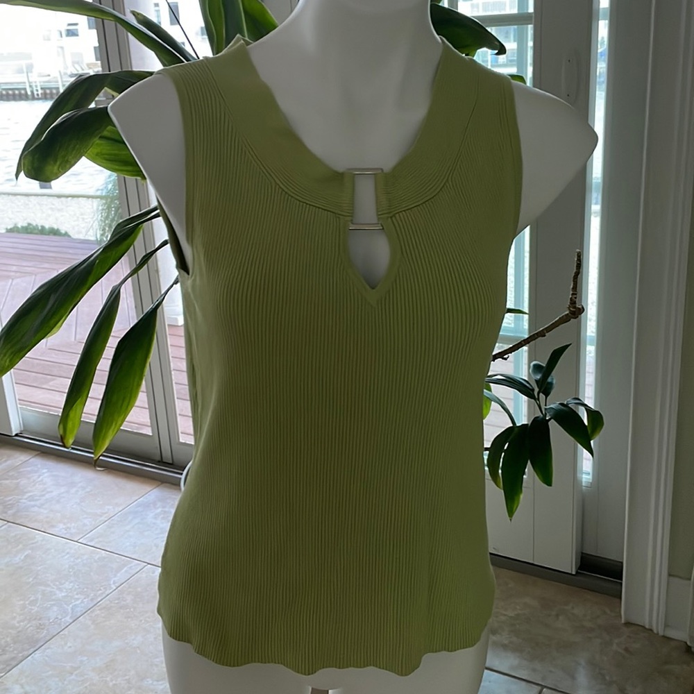 Sleeveless Top